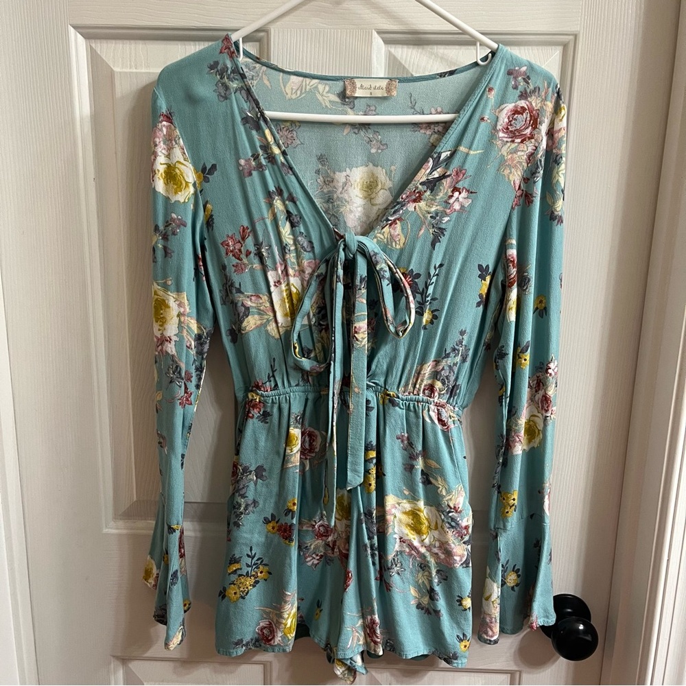 Floral Romper 🌸🩵🌼